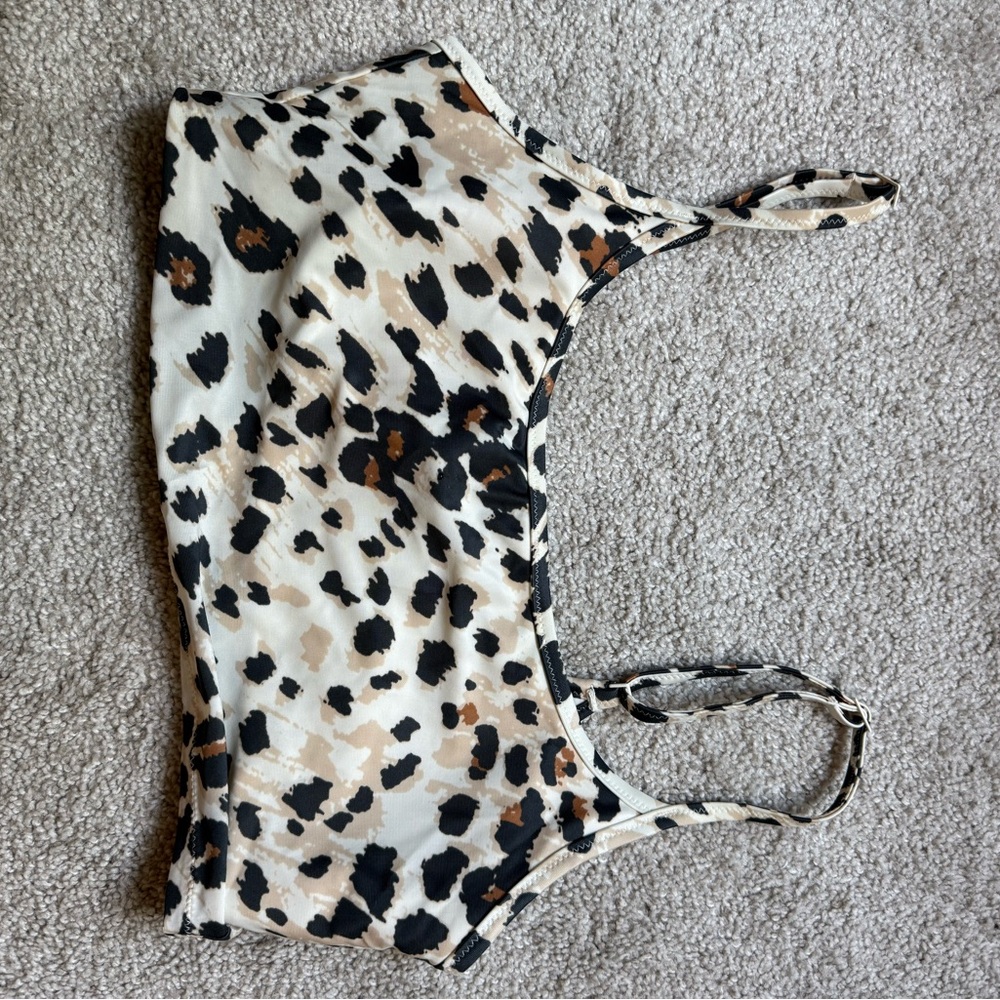 Aerie Leopard Swimsuit Top size medium